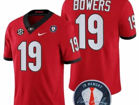 Show Your Bulldog Pride with Brock Bowers Jersey: Quality, Style, and Fandom!