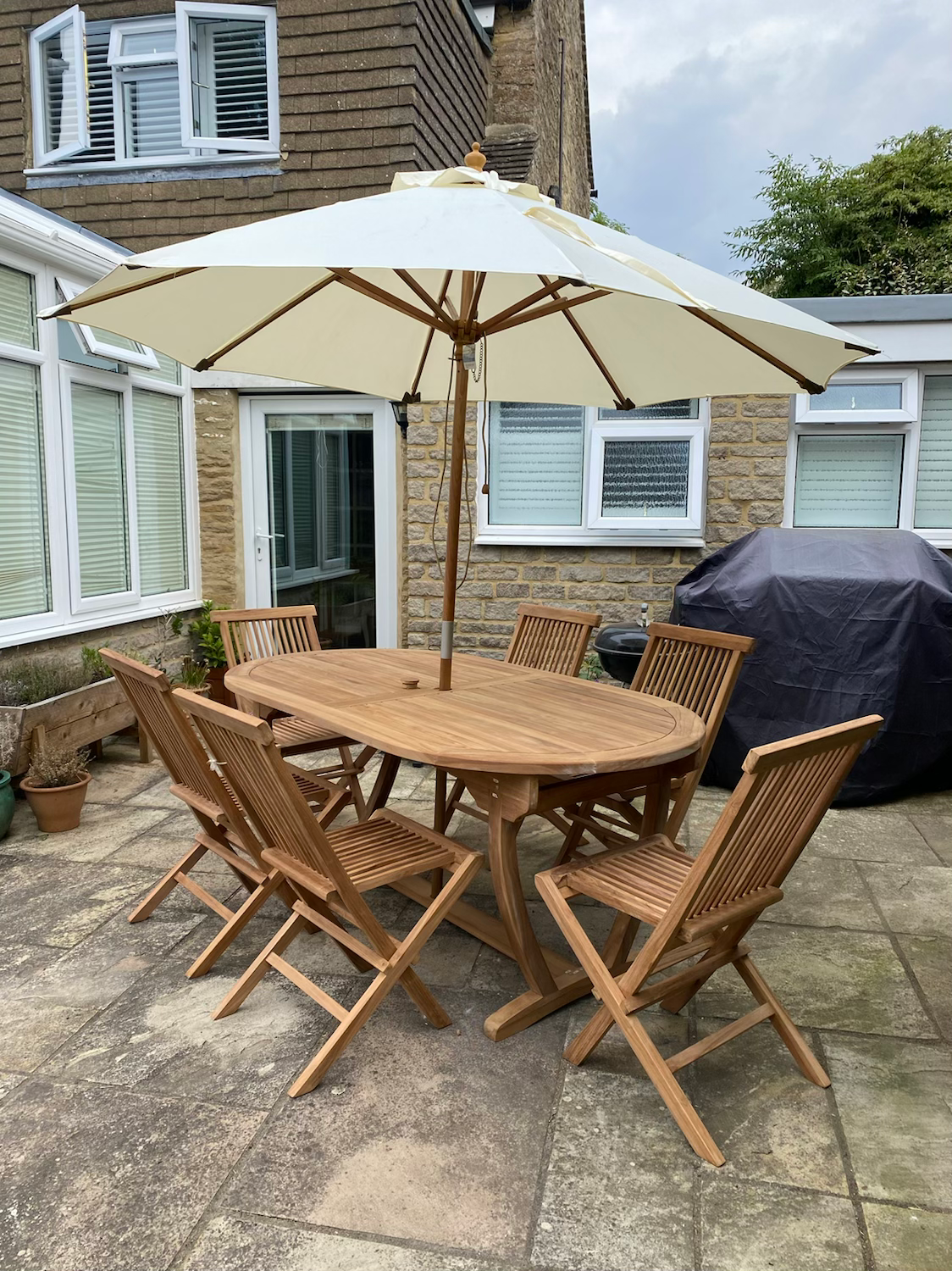 Teak Ascot Oval Solid Set With Folding Chairs 