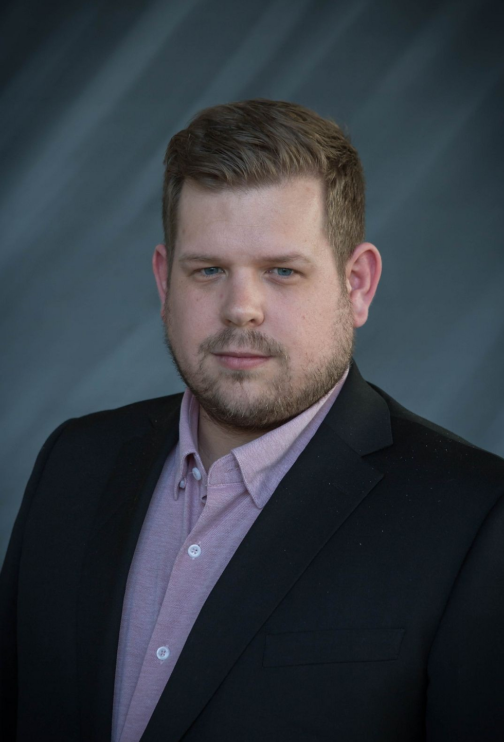 Kristian headshot boston (1).png