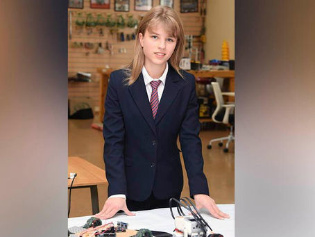 Ученица НИШ Алматы разработала для клиентов банка удобное мобильное приложение