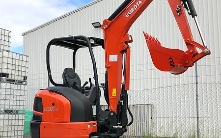 Attach a trailer to the car close up.jpg