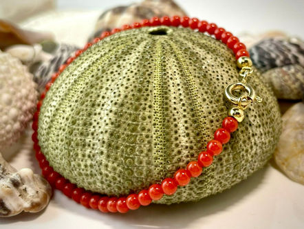 Les Créateurs de Bijoux en Corse : Art et Tradition