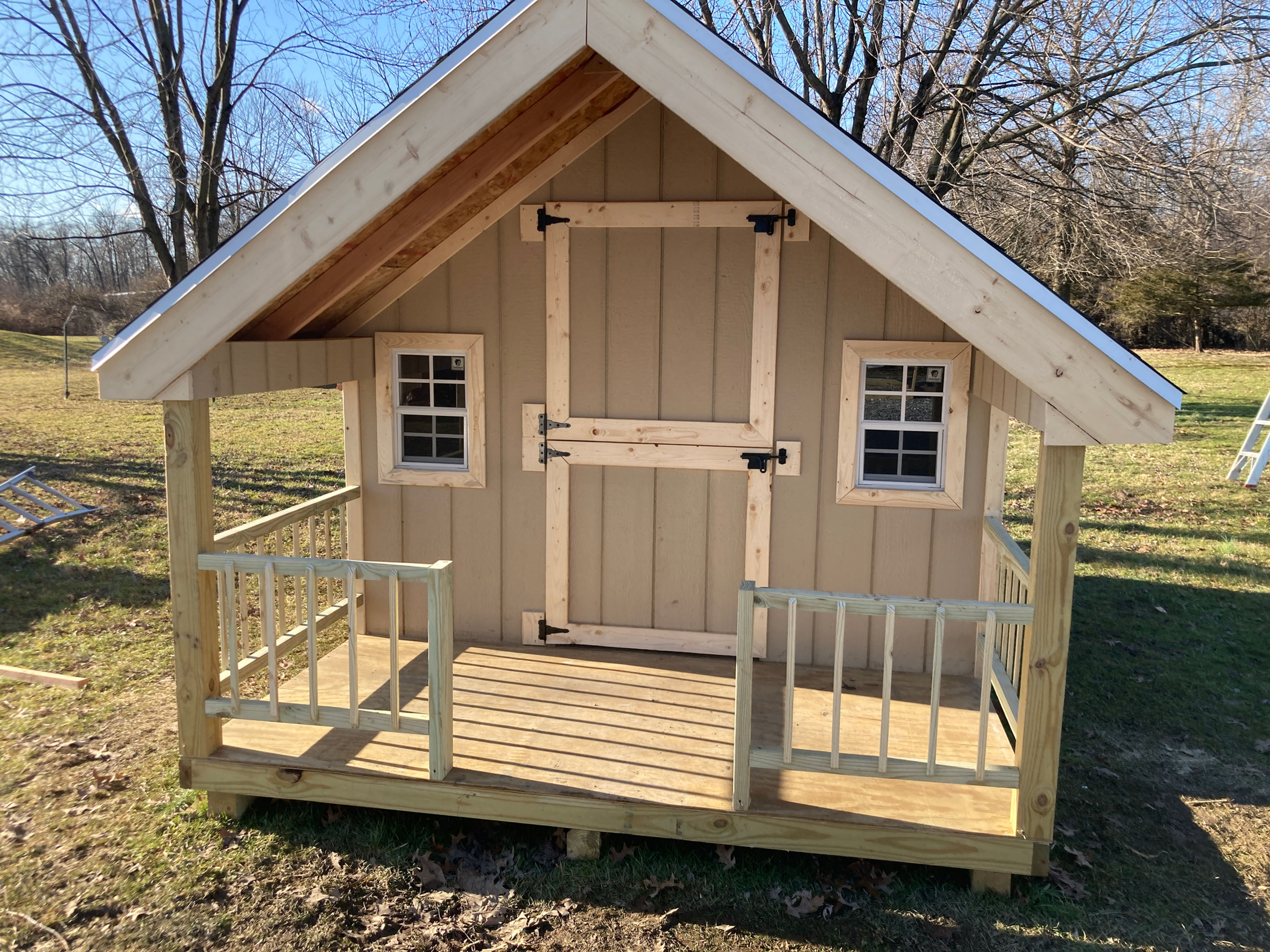 Small Animal House or Garden Shed Unpainted