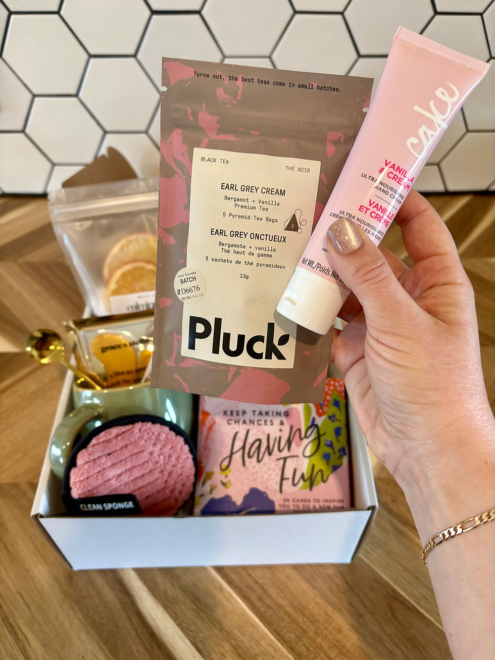 Thumbnail: Feel Good Box