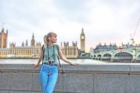 A Young Woman’s Guide to England: Charm, Safety & Solo Adventures