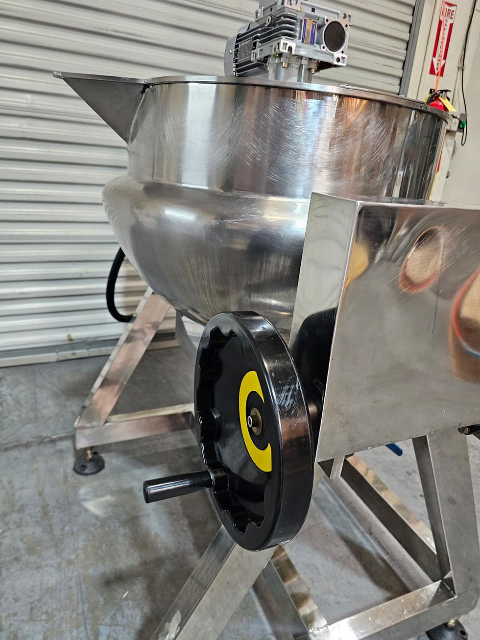 Thumbnail: Stainless Steel Cooking Jacket Kettle with Automated Scraper Mixer