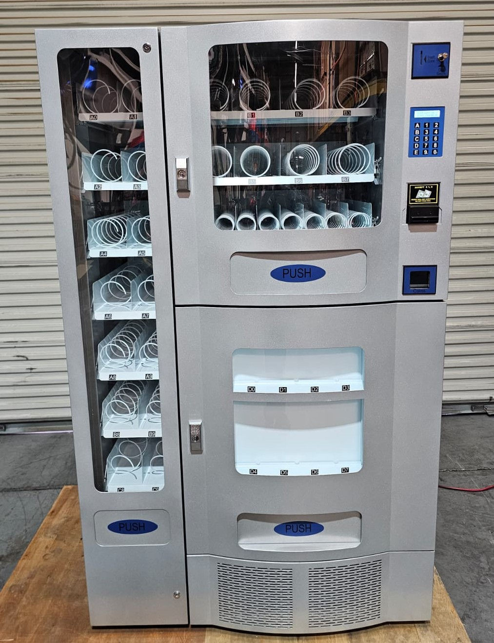 Commercial Refrigerated Vending Machine Model 17367 for Snacks, Soda & Food
