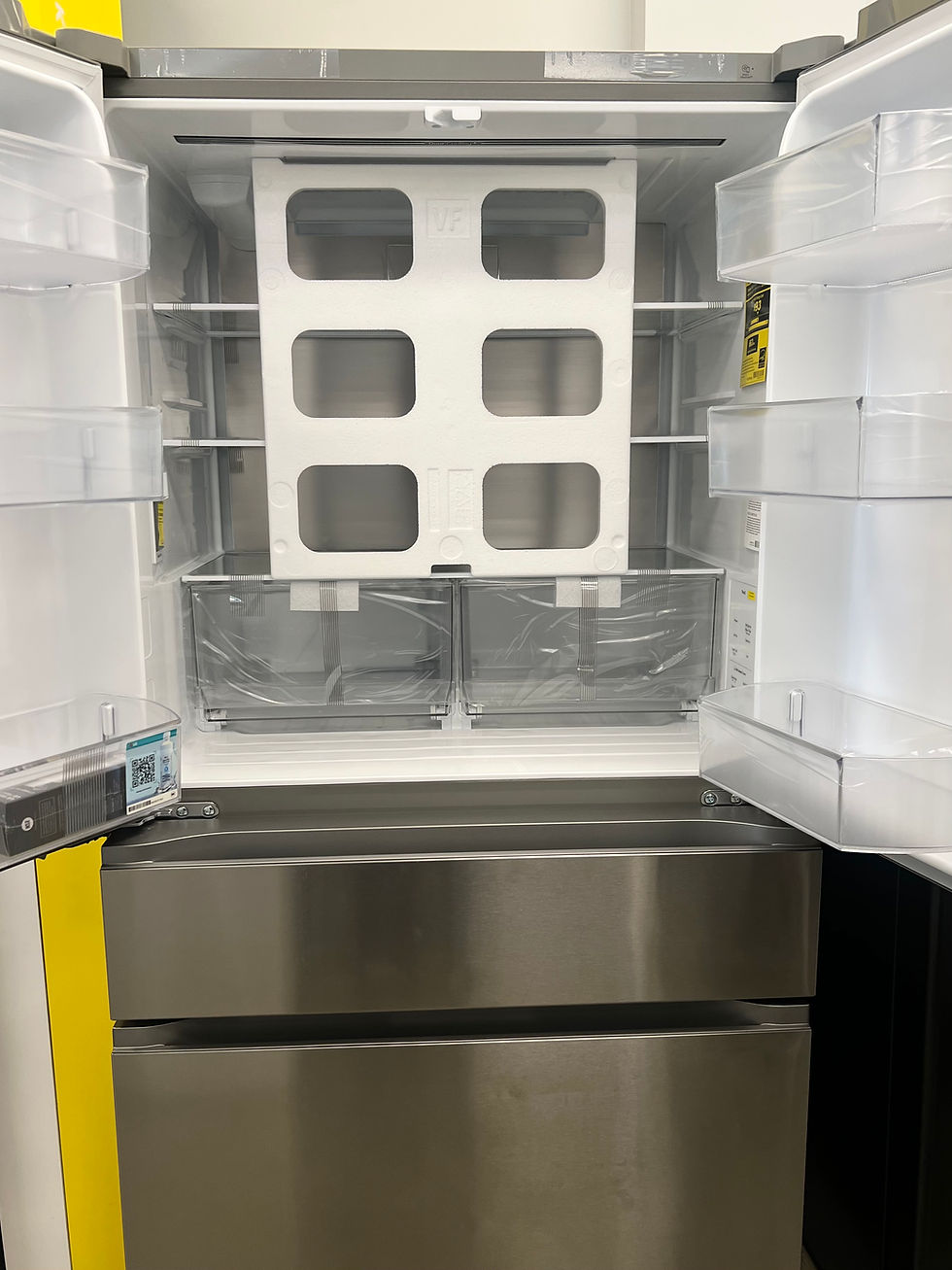 Thumbnail: LG LF26C8210S 26 cu. ft. Counter-Depth 4-Door French-Door Fridge