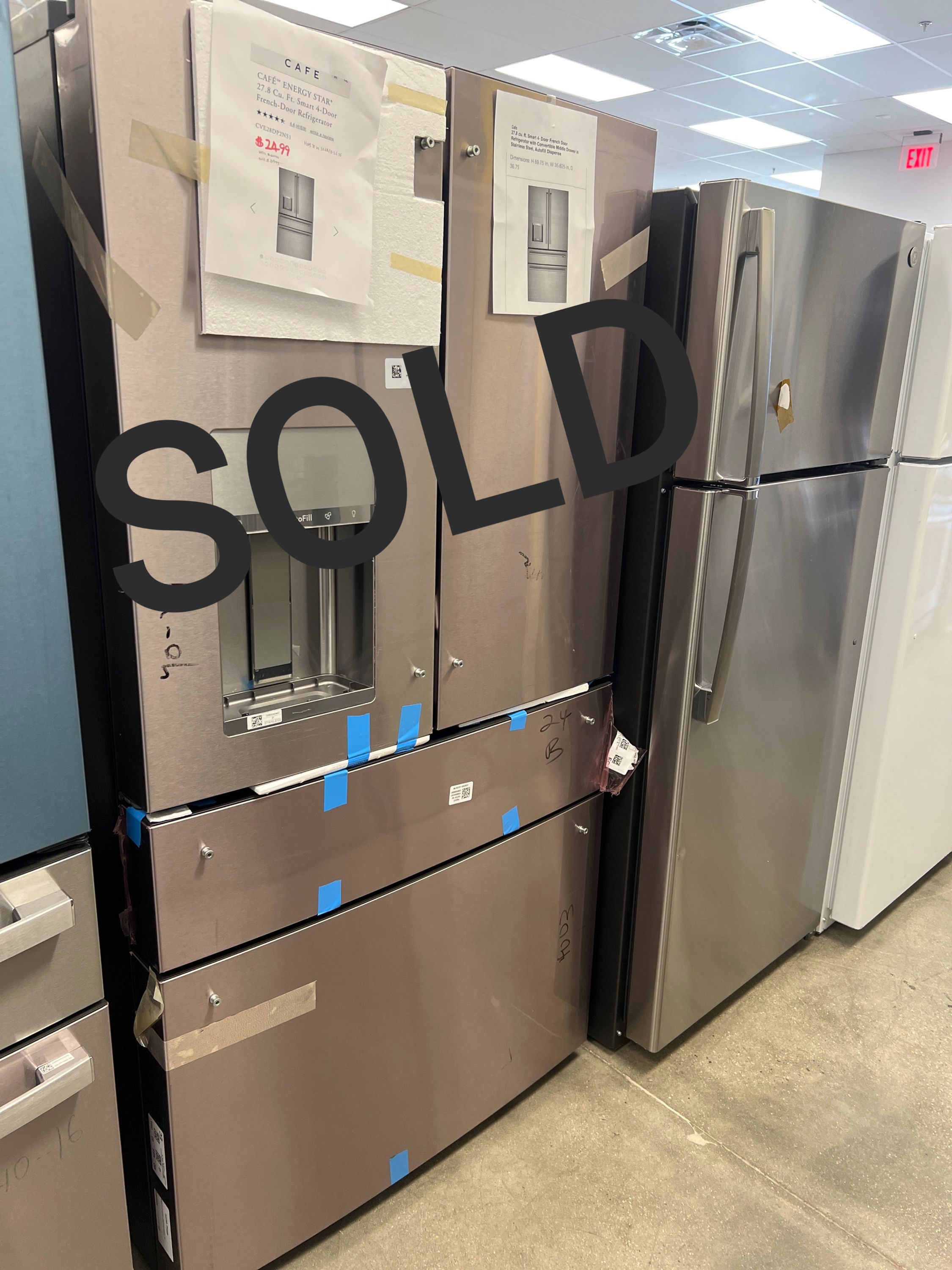 CAFÉ™ ENERGY STAR® 27.8 Cu. Ft. Smart 4-Door French-Door Refrigerator