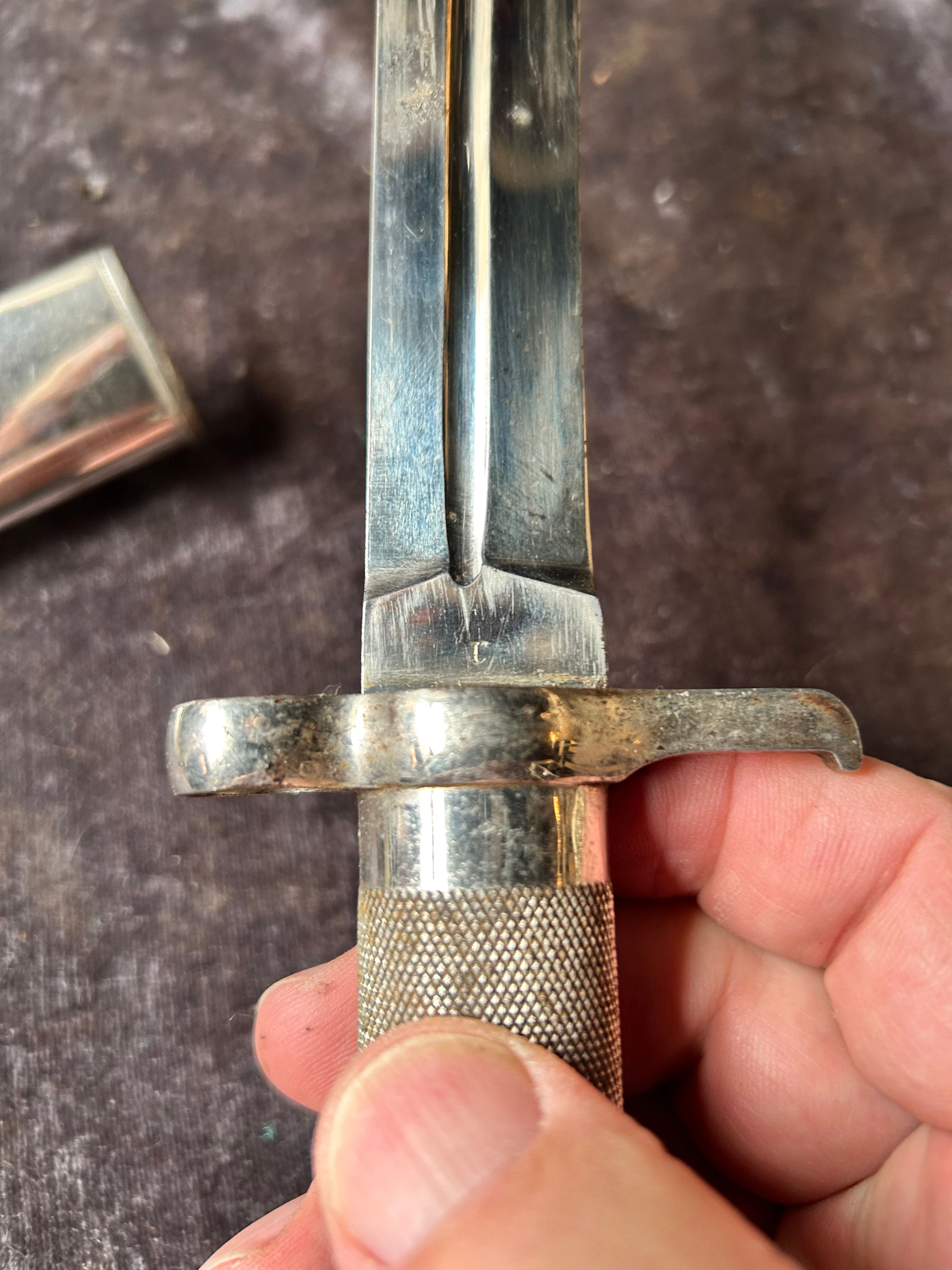 Sv m/1896 Mauserbsjonett förnicklad plattknapp