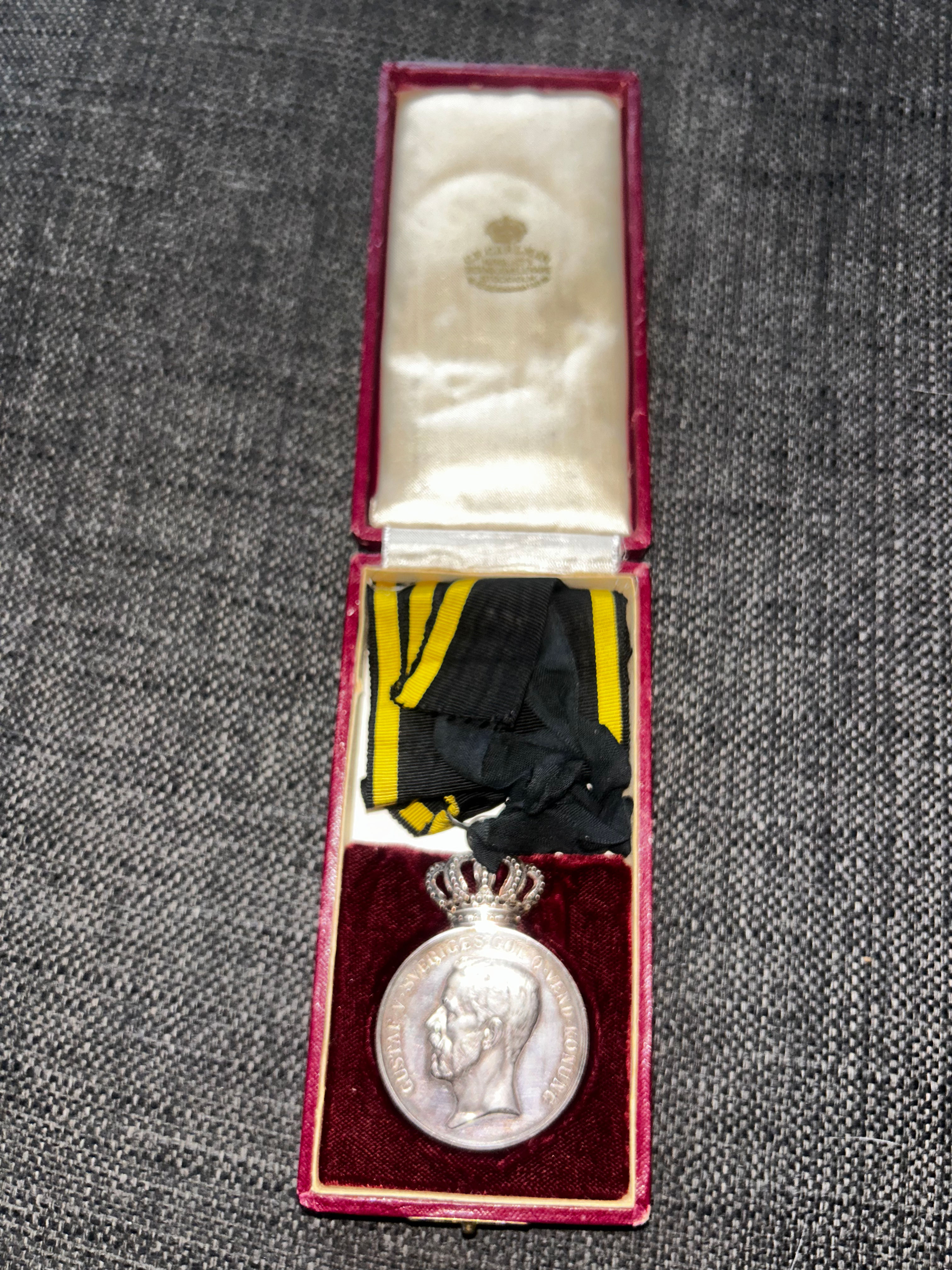 Sv belöningsmedalj för ”Trohet och Flit”