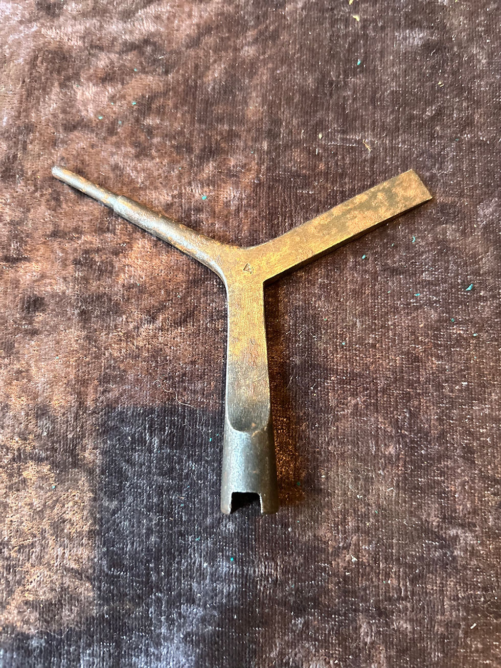 Miniatyrbild: Militärt vapenverktyg 1800tal