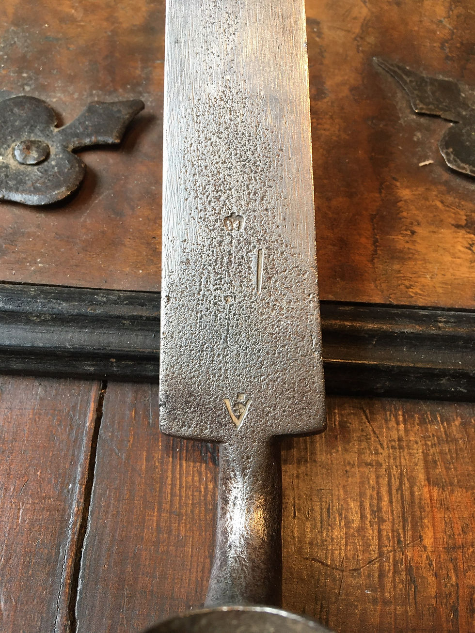 Thumbnail: English bayonet of the Tower/Brown Bess type.