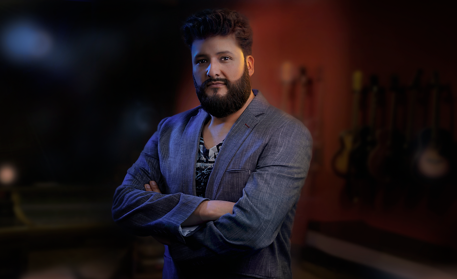 Mike Estudio Extended.png