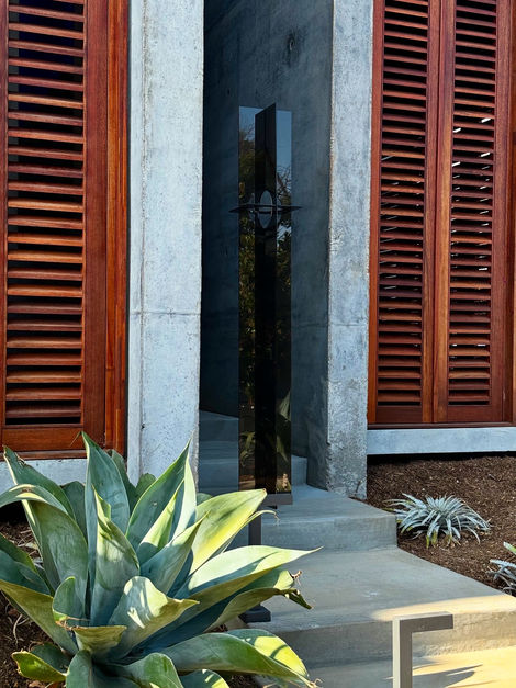 DCAE61F1-F448-4992-A303-070F5F11B823