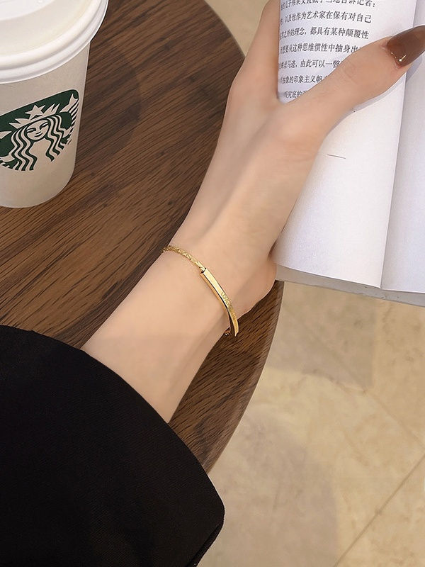Pure Elegance Bracelet