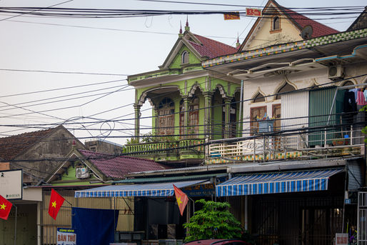 Vietnam Top Gear tour day 5/6 - Phong Nha to Thai Hoa