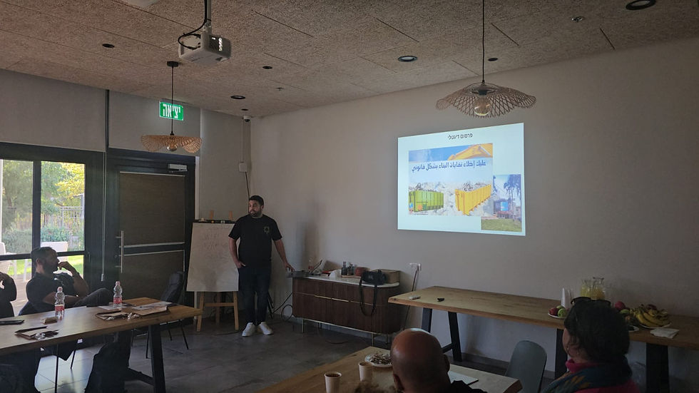 عرض التقدم والنجاح الذي حققة اتحاد البيئة المثلث الجنوبي بادارة مخلفات البناء