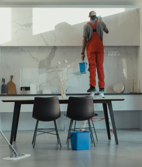 Why Choosing a Commercial Cleaning Service is Essential for Your Business