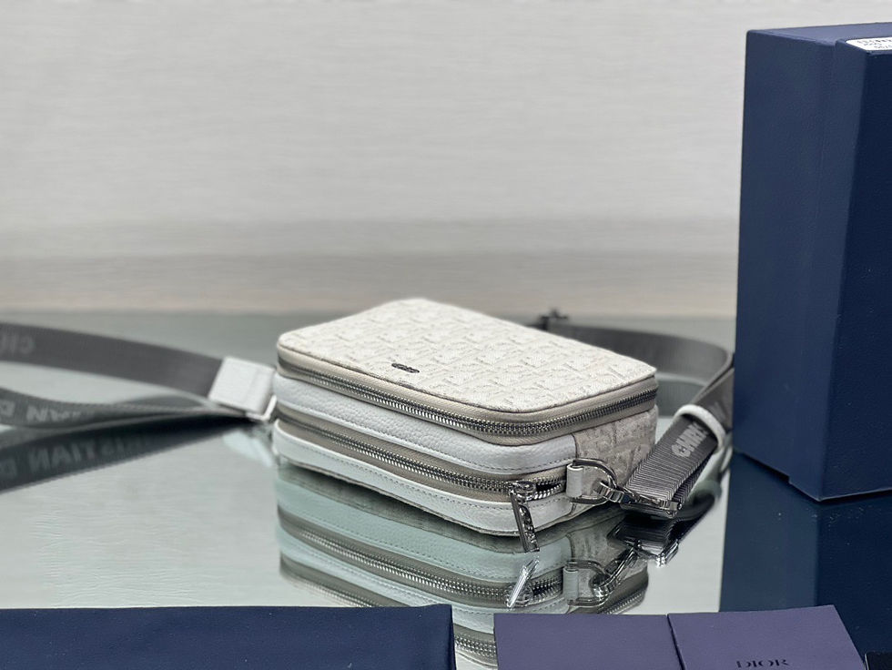 Thumbnail: Oblique Canvas Pouch in Beige