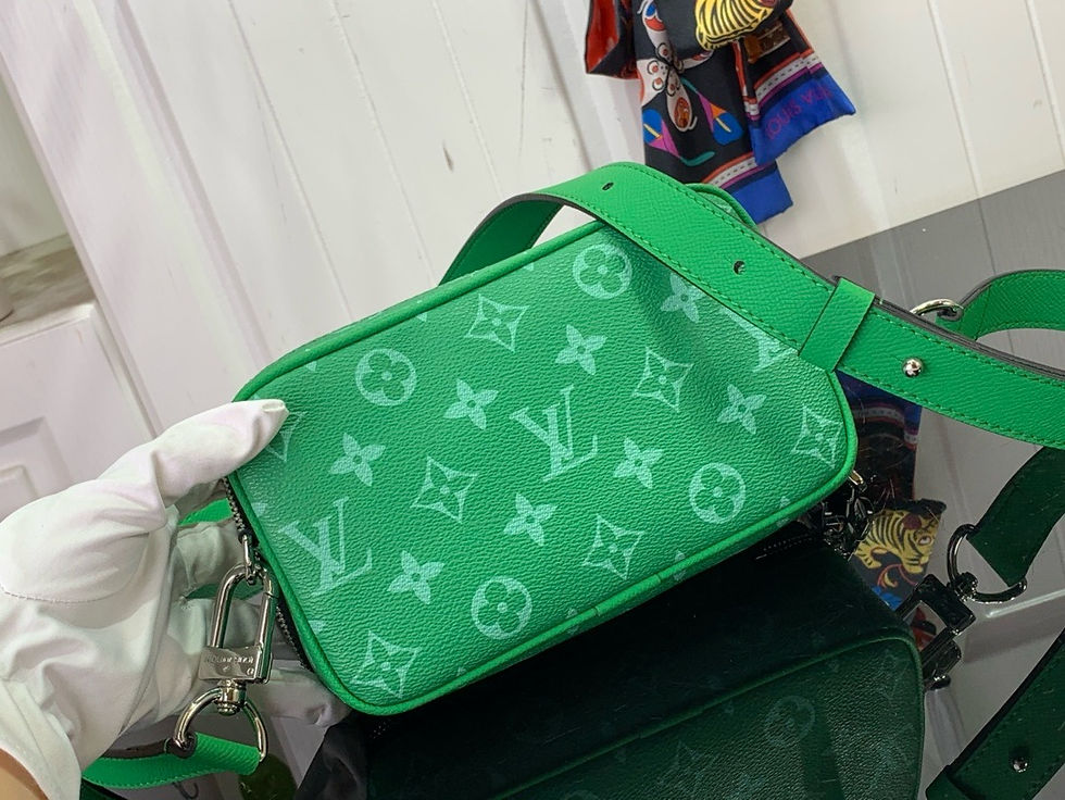 Thumbnail: Nano Alpha Taigarama Messenger in Green