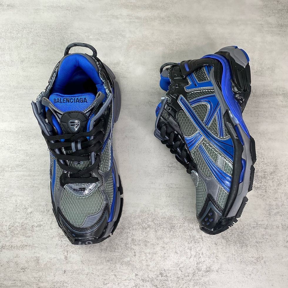 Thumbnail: SS26 Gradient Sneaker in Blue/Gray