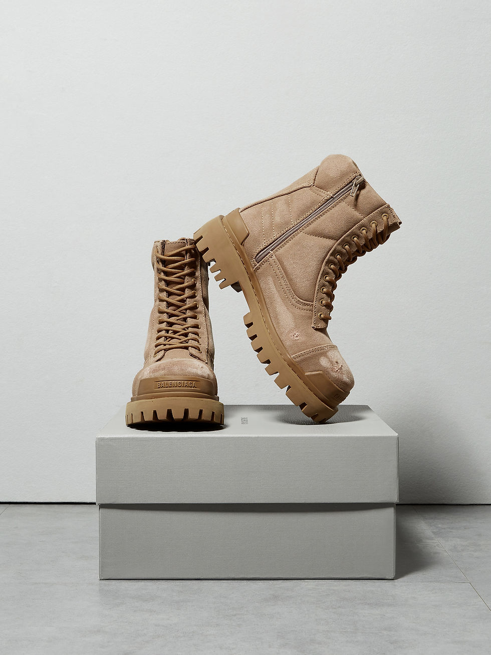Thumbnail: Canvas Combat Boots in Brown