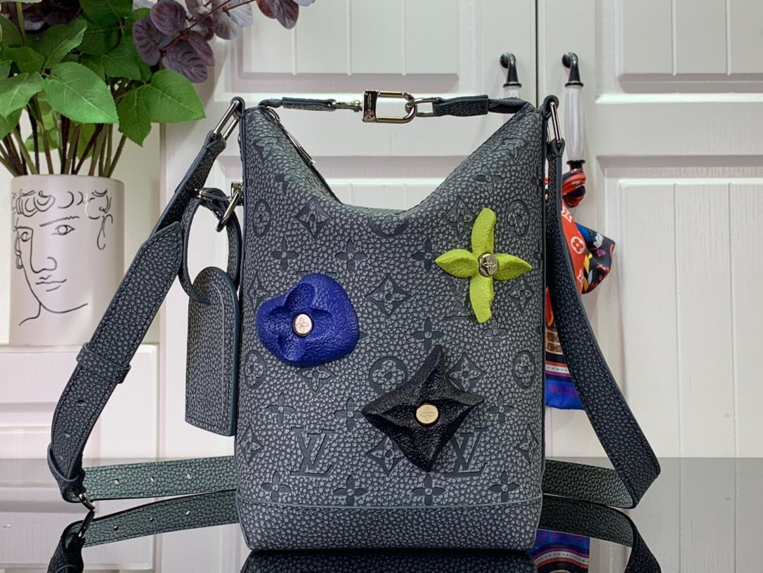 Climbing Hobo Cruiser