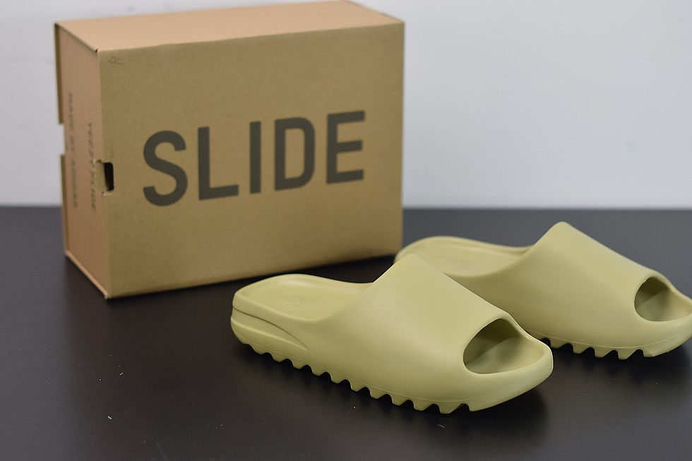 Thumbnail: YZY Slides Resin