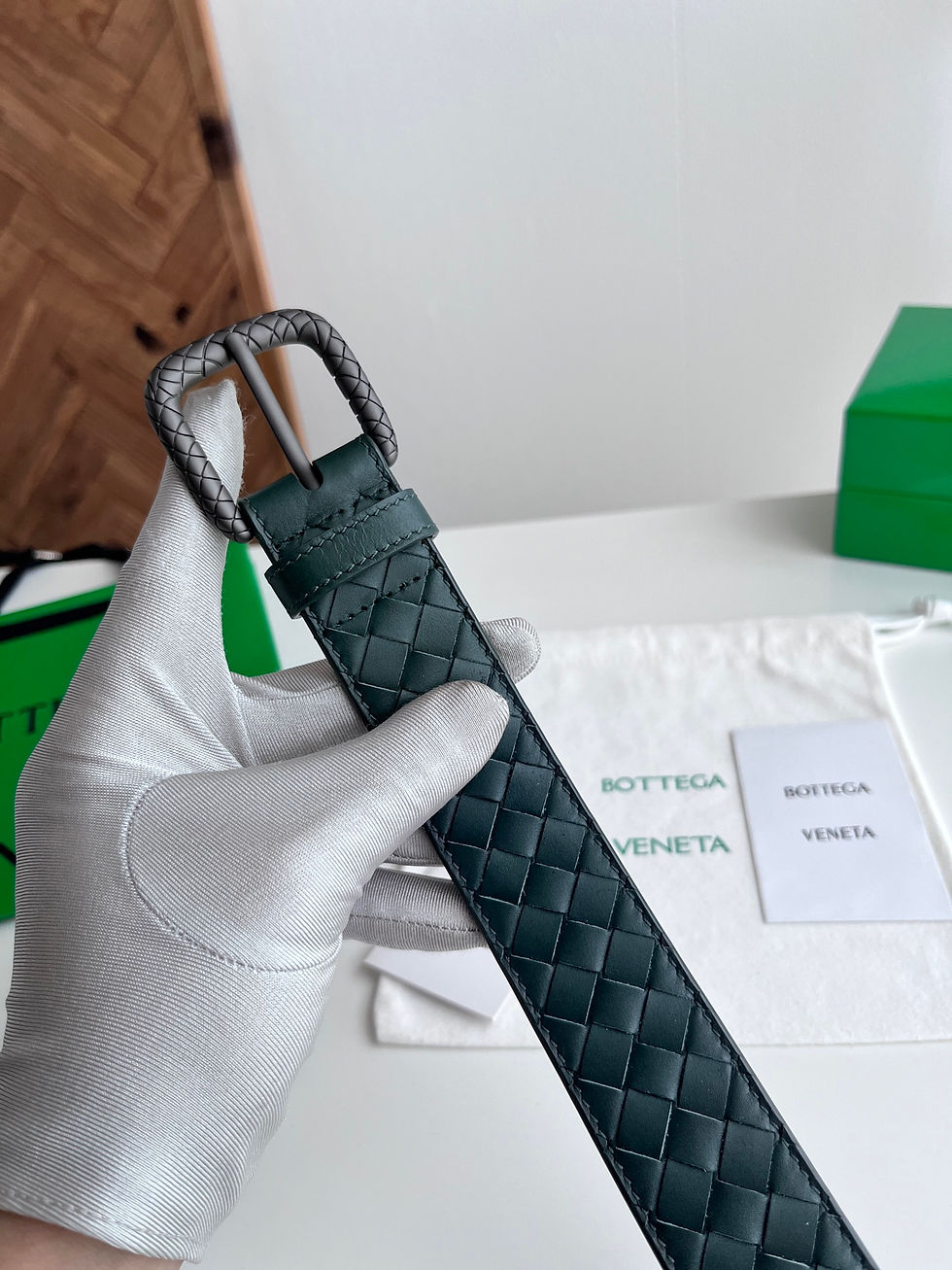 Thumbnail: BV Embossed Square Buckle Intrecciato Belt in Green
