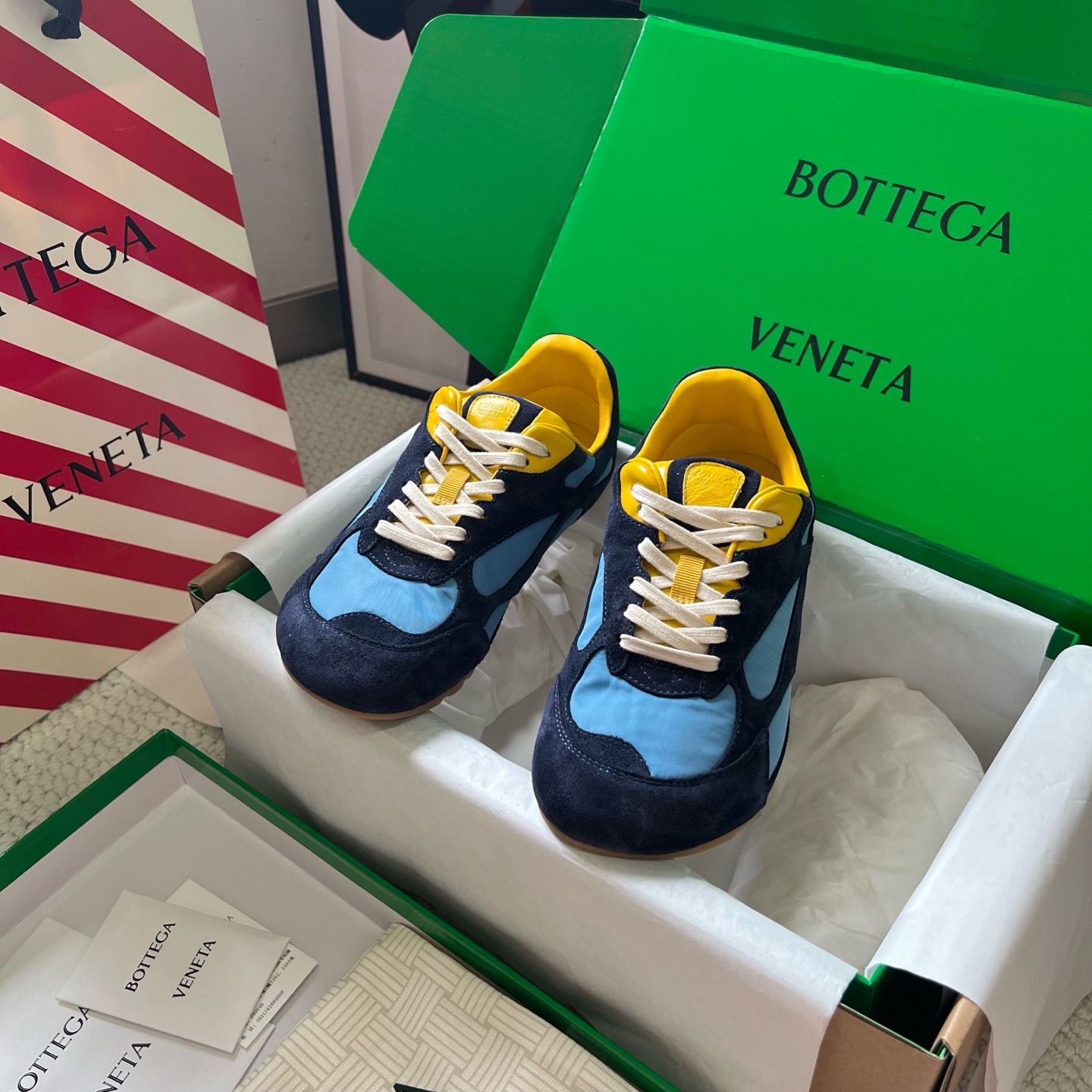 FW25 Orbit Flash Sneaker