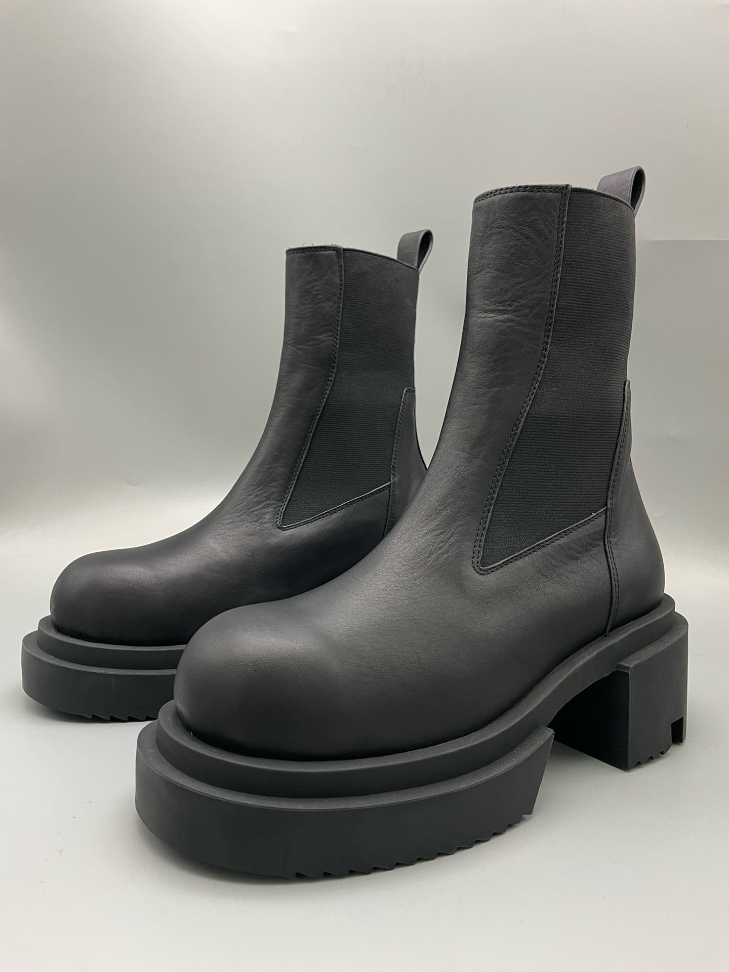 Beatle Bogun Boots