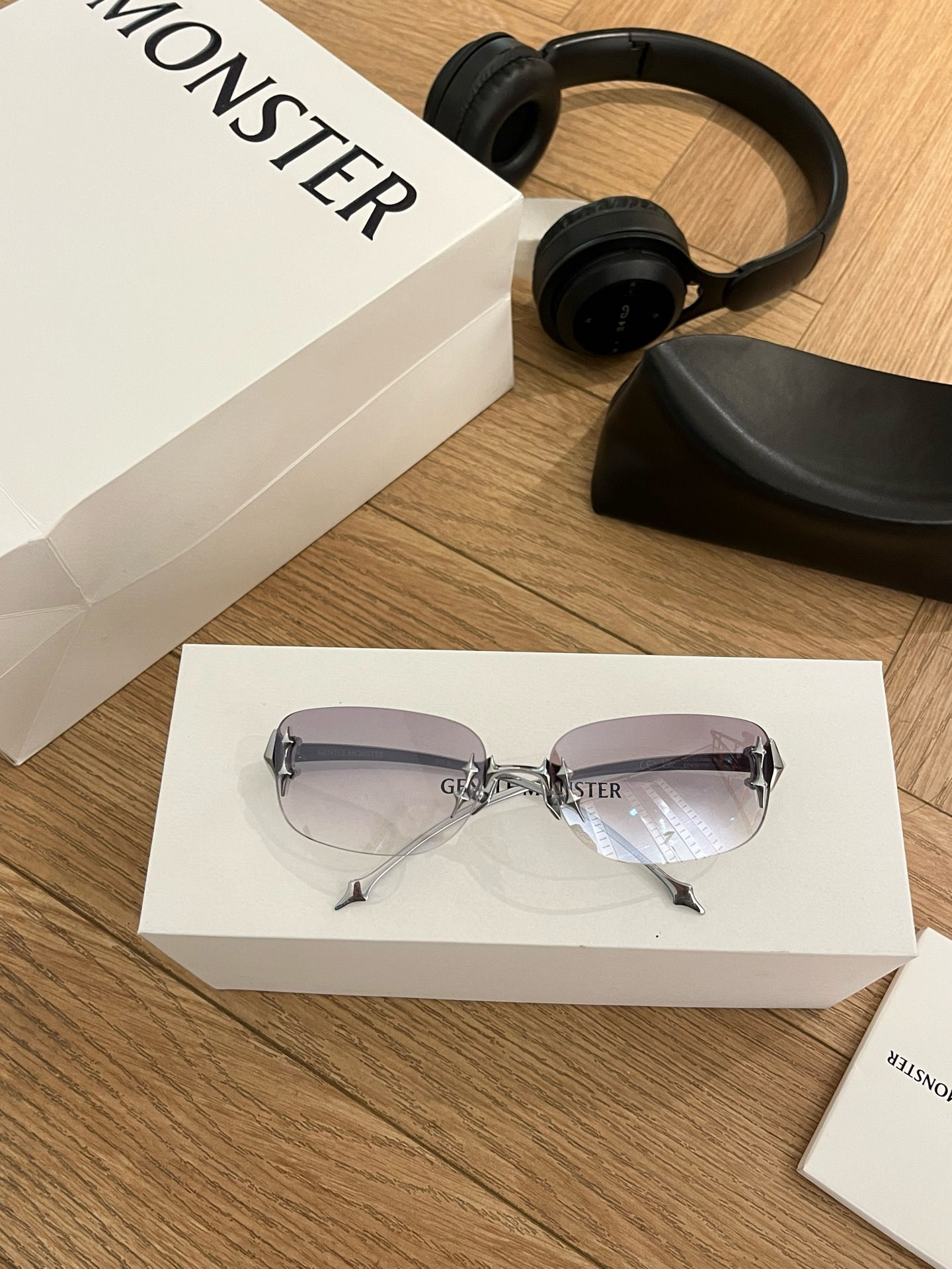 GM SS26 Bold Ttl 02 Sunglasses