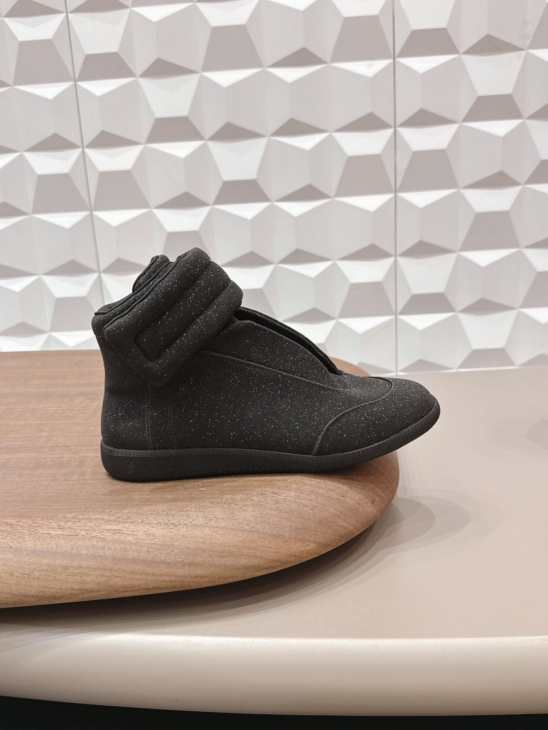 MMM High Top Sparkle Future Sneakers in Charcoal