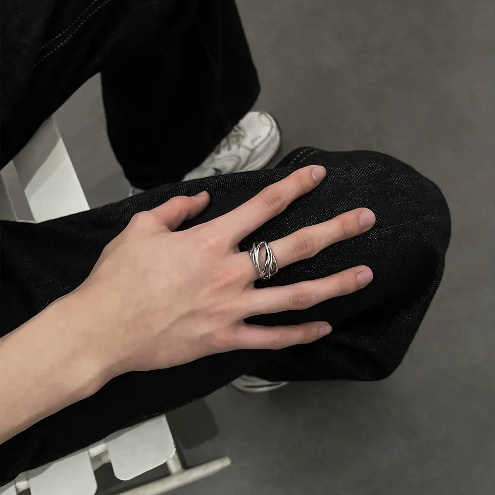 Thumbnail: Geometric Openwork Ring