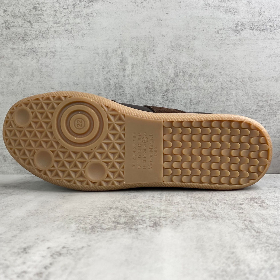 Thumbnail: MMM Replica Low Top Sneaker in Brown