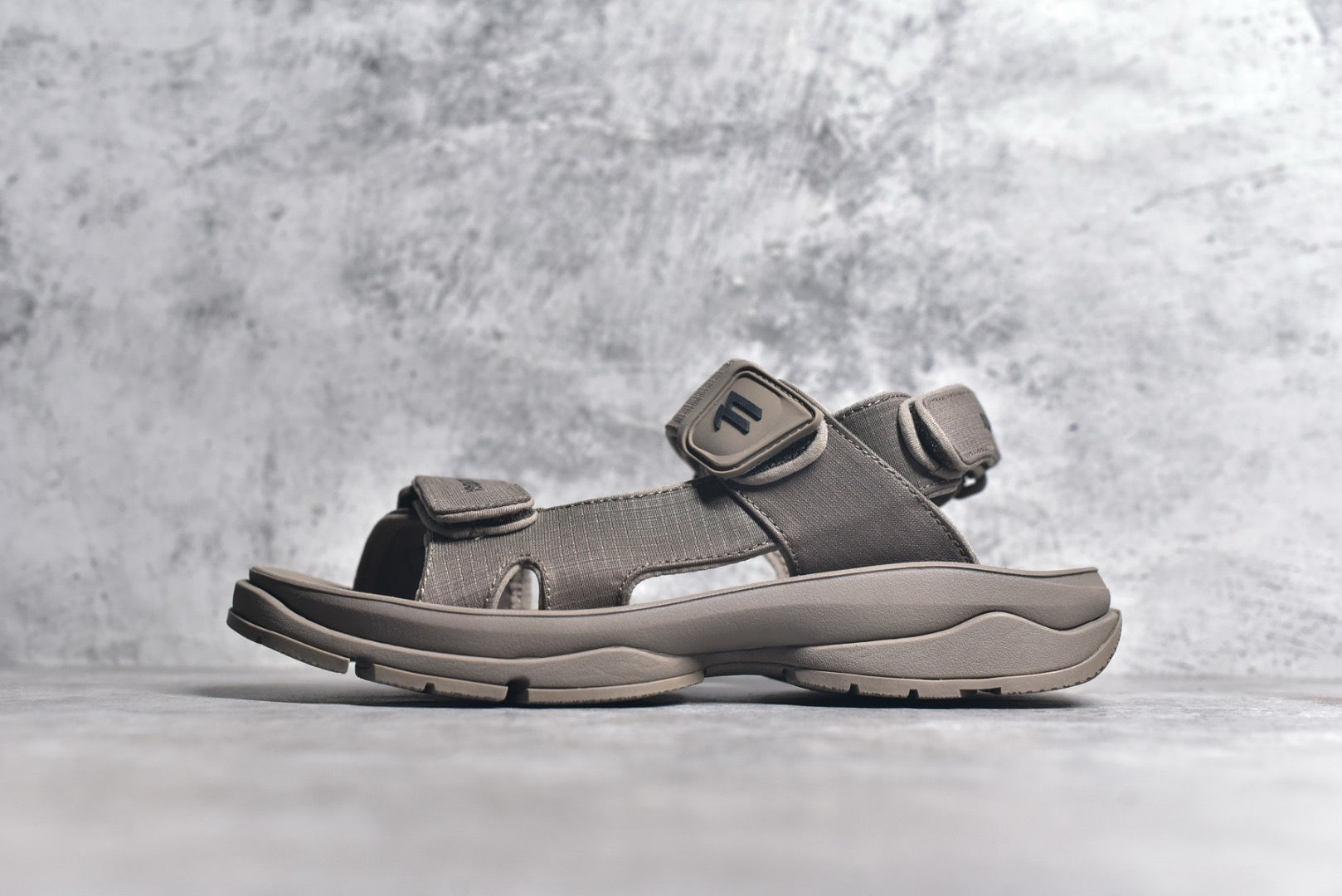 Tourist Sandals in Brown