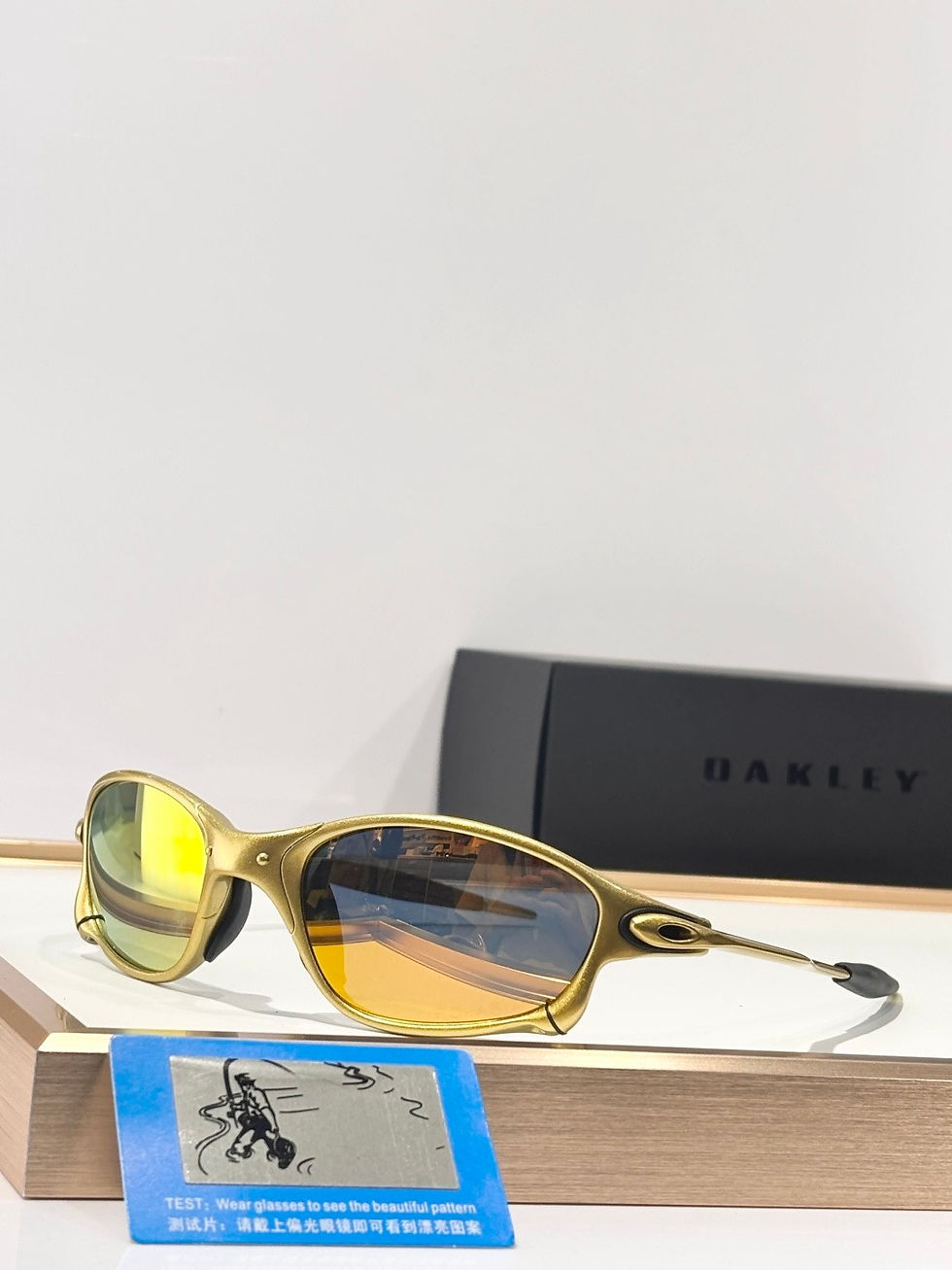 Thumbnail: OAK Juliet X Metal Sunglasses in 12 Colors