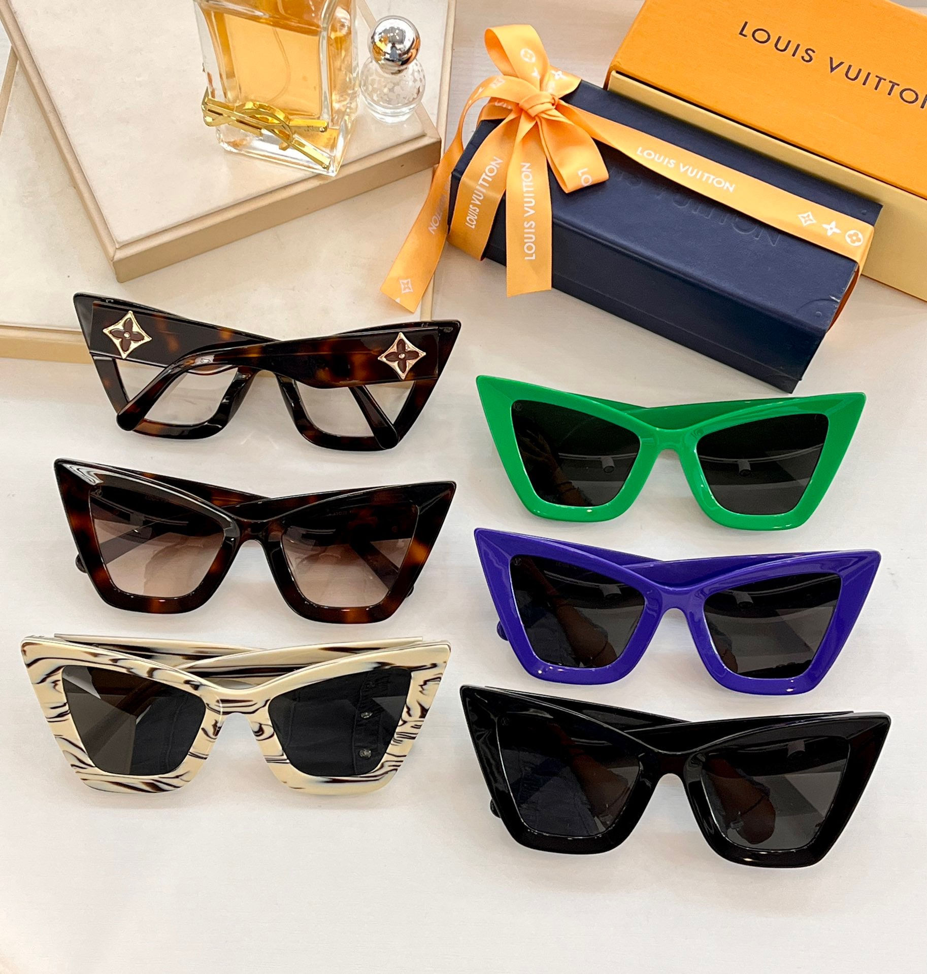 Cat Eye Sunglasses in 6 Colors