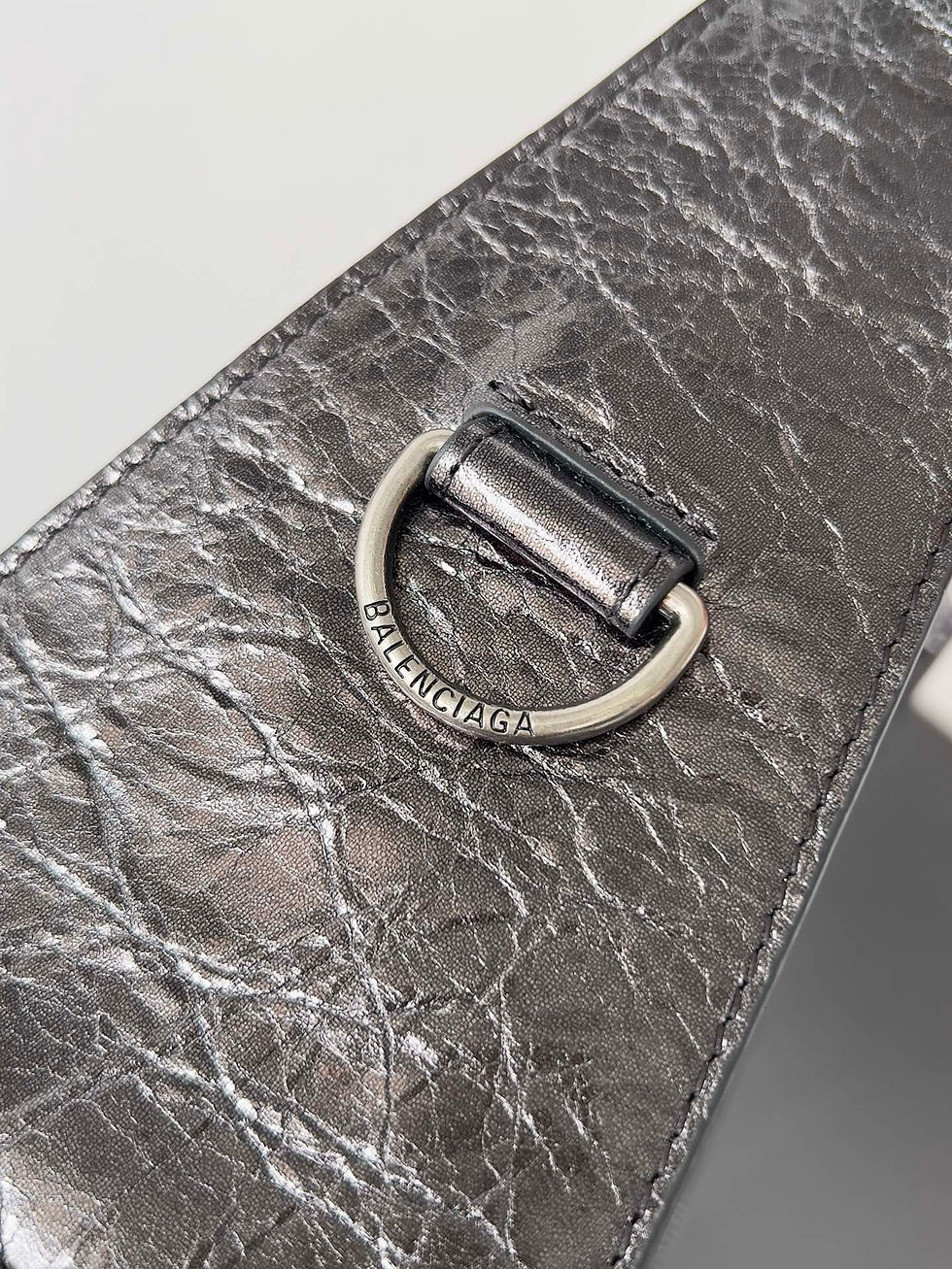Thumbnail: Superbusy Small Sling Shoulder Bag in Charcoal