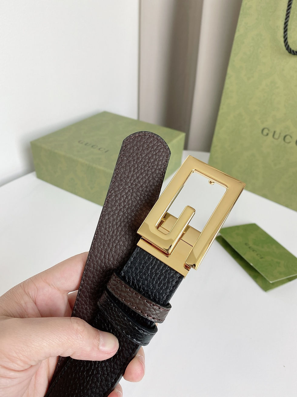 Thumbnail: G Buckle Pebbled Leather Reversible Belt