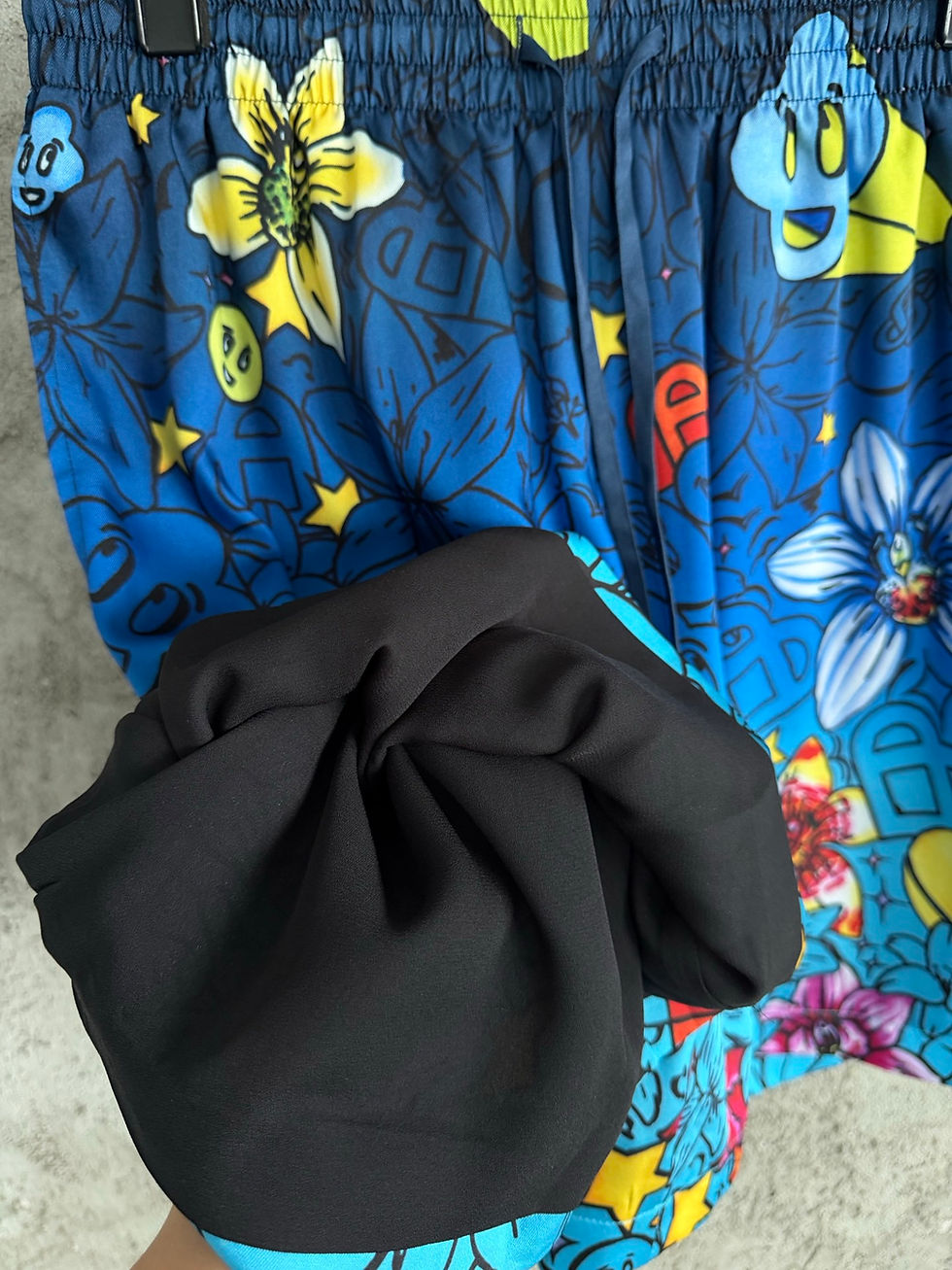 Thumbnail: SS26 Collage D'lcones Graphiques Silk Shorts