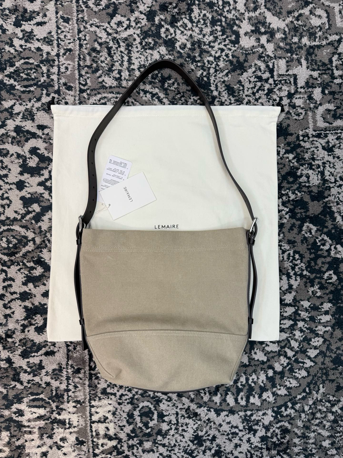 SS26 Black Belted Tote Bag in Beige