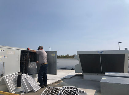Kitchen exhaust fan repair services by Tempcom Mechanical in Barrie for the foodservice industry.