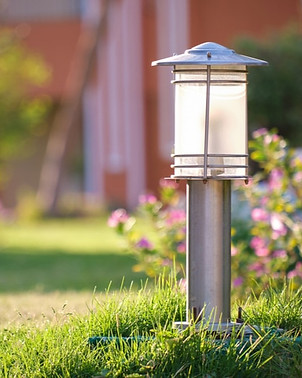 a-guide-to-outdoor-lighting-maintenance_edited.jpg