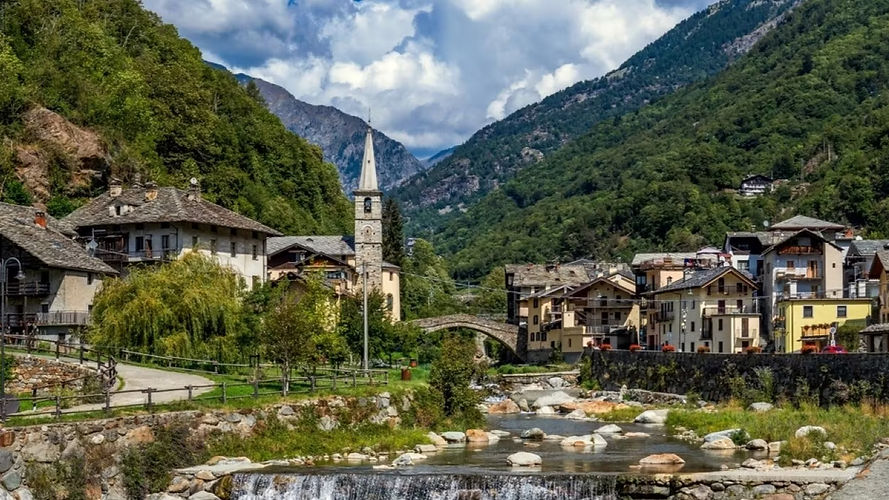aosta valley_edited.jpg
