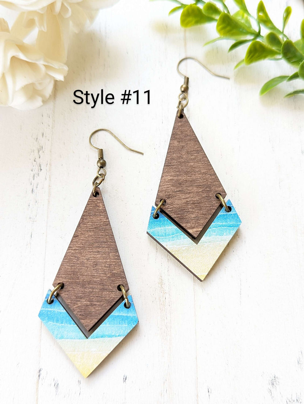 Thumbnail: Dangle wooden earrings