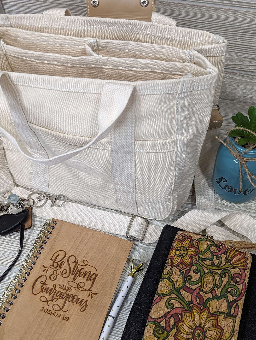 Thumbnail: Women Tota Canvas Bags