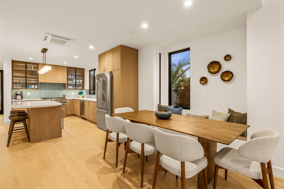 Kitchen and dining space.