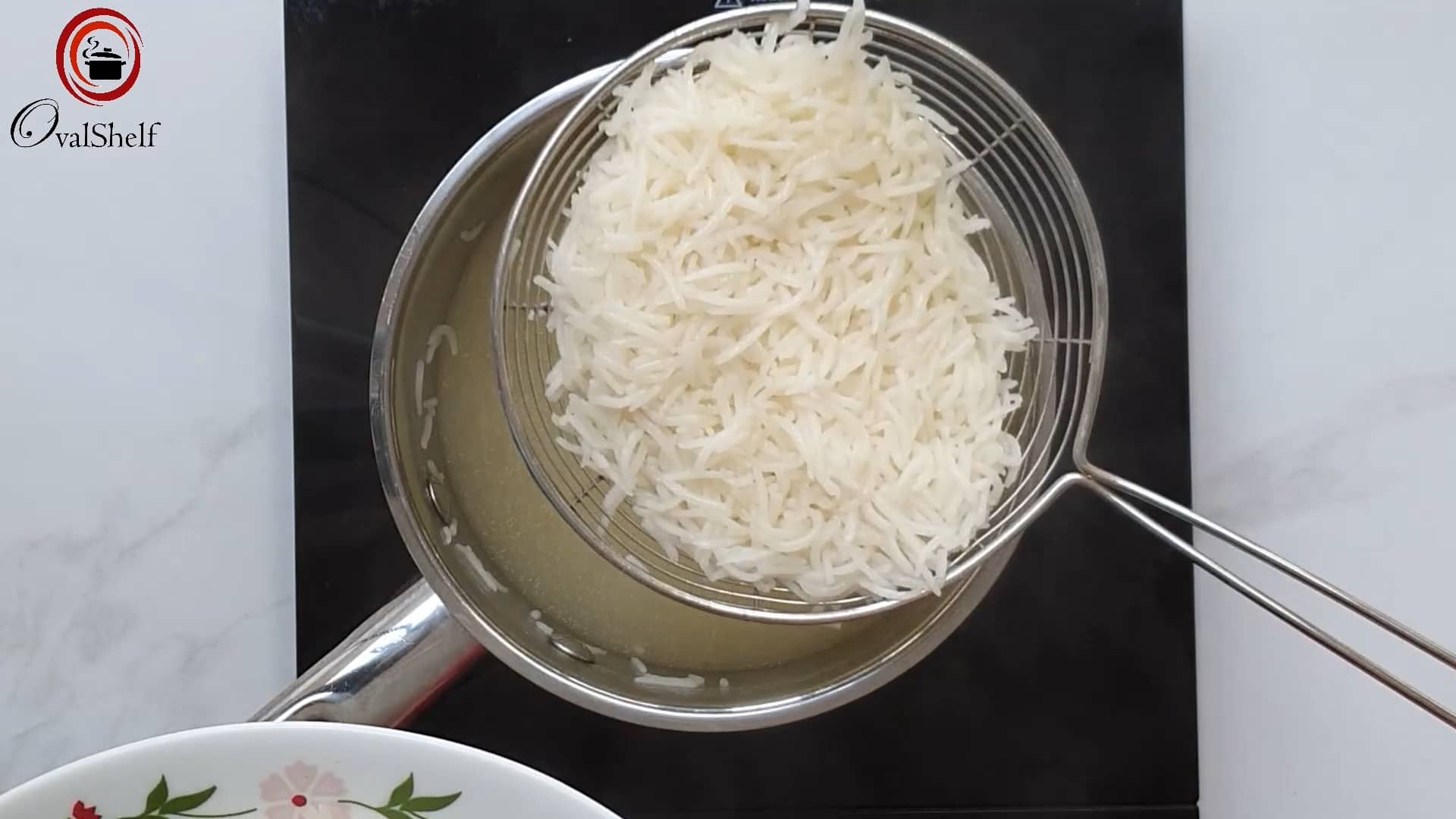 Maharashtrian Narali Bhaat Recipe (Sweetened Coconut Rice)